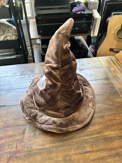 Sorting Hat (stuffie)