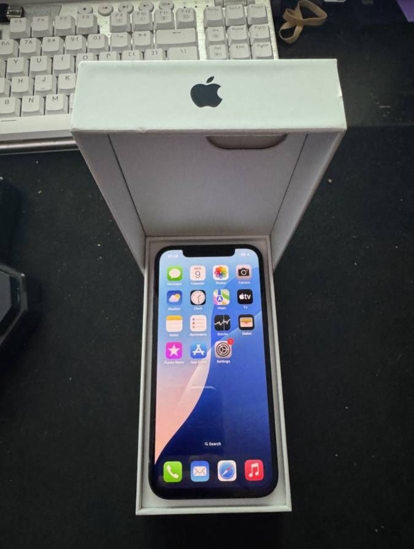 iPhone 13 Unlocked