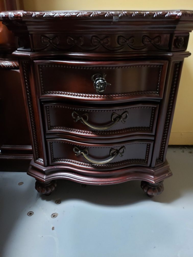 Disney Princess 993 Cherry 2 Drawer Nightstand