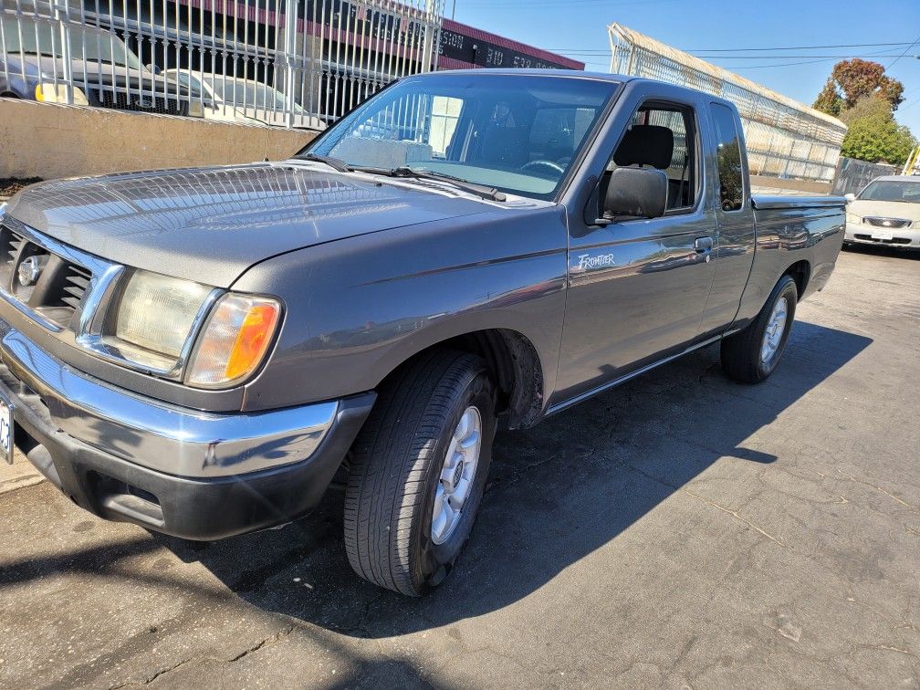 2000 Nissan Frontier