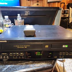 Panasonic 4 Head  PV-D4742 DVD VCR with remote.  ...works great!!
