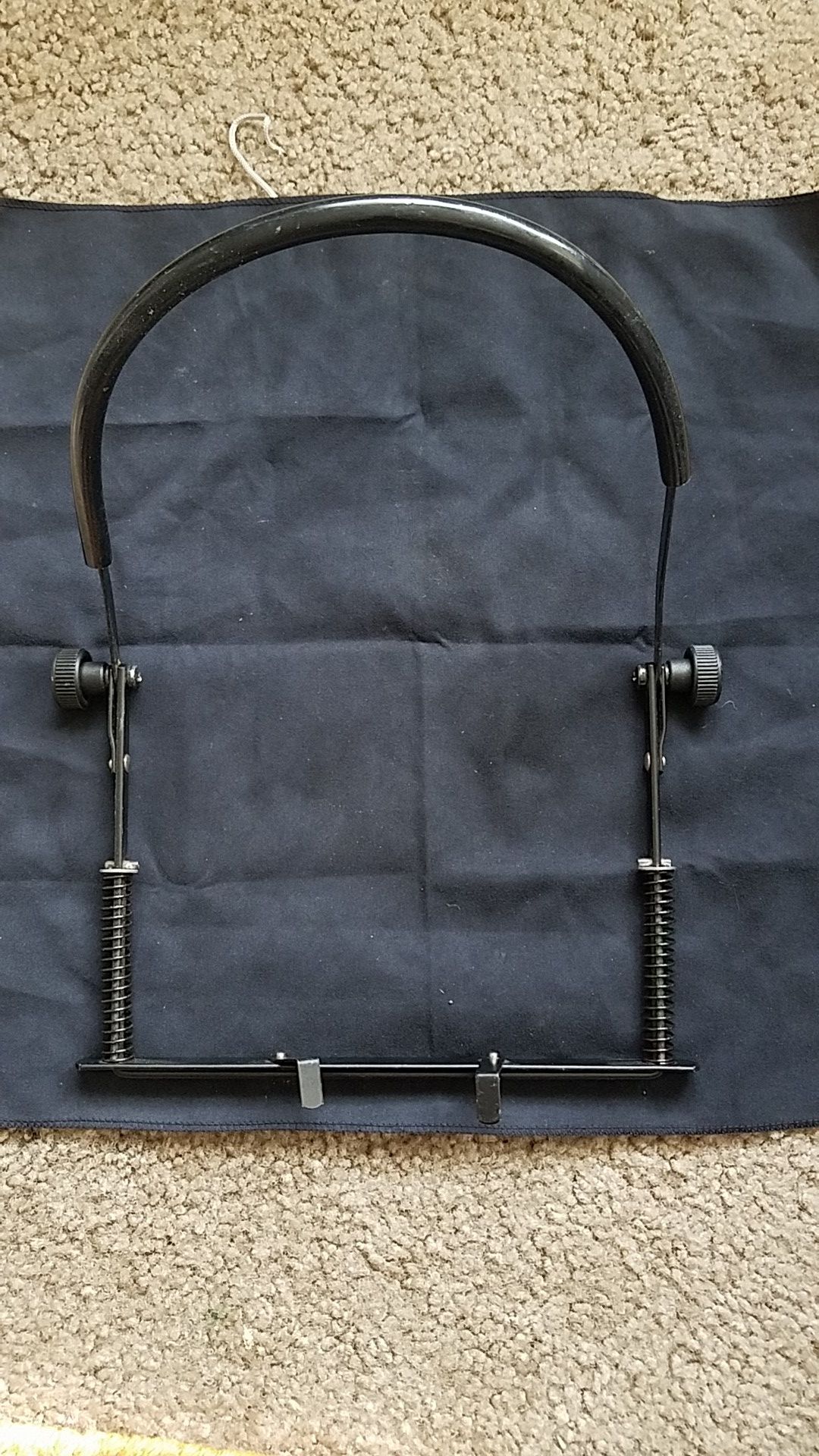 No hand Harmonica holder