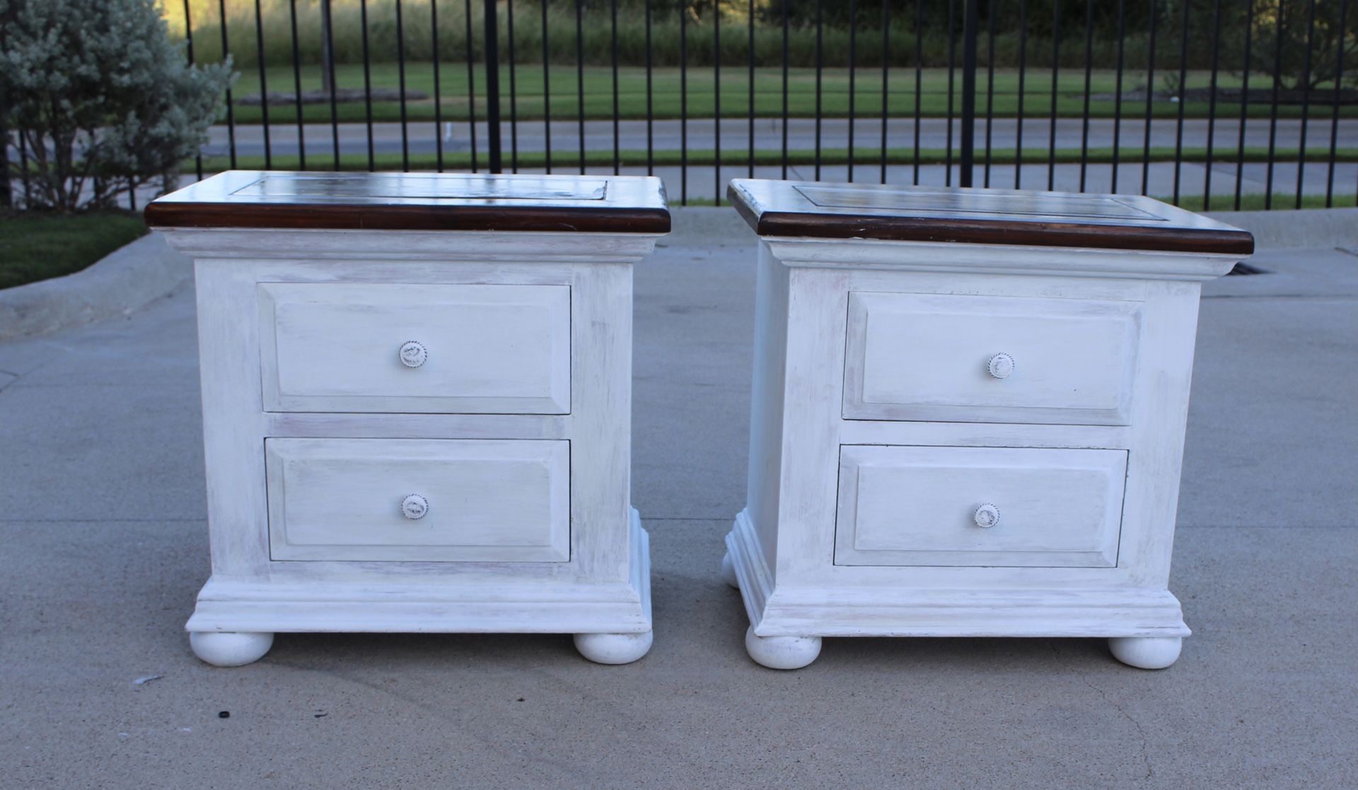 Authentic Broyhill End Tables/Nightstands 