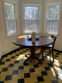 Oak Table & 4 Oak Chairs