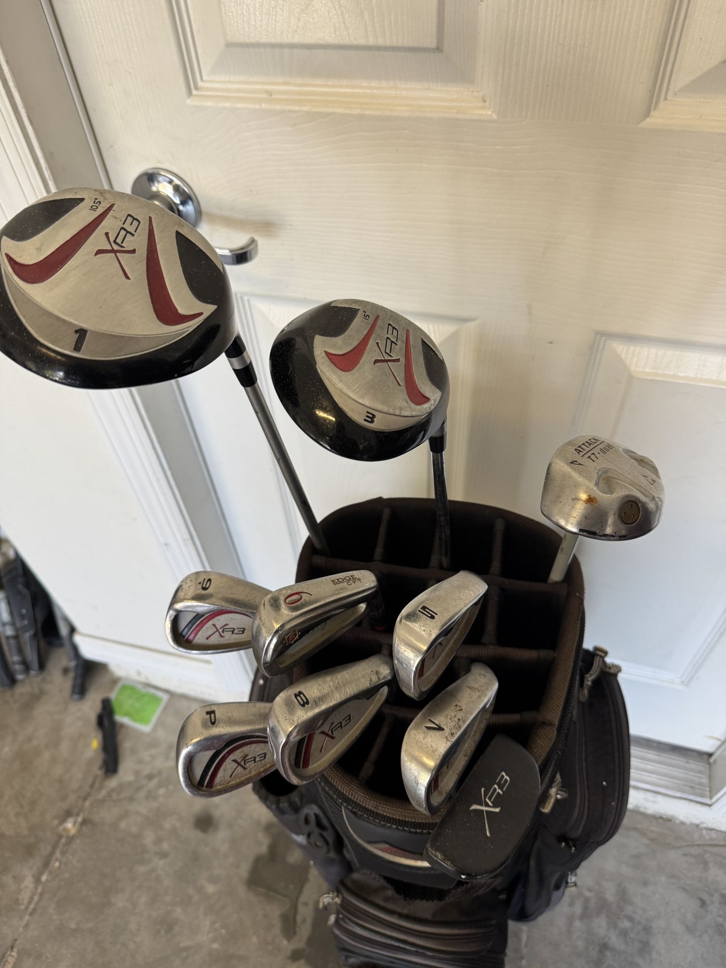 XR3 Golf Clubs Set