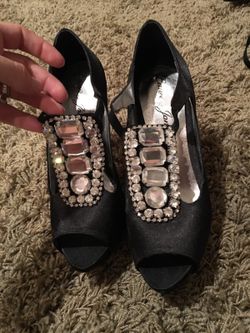 Lauren Jones (black heels) size 7