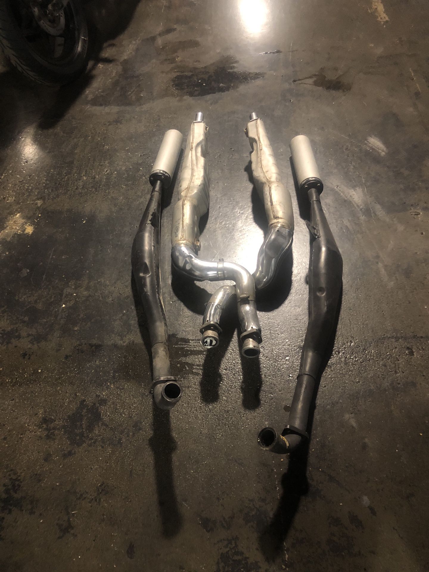 Yamaha RZ 500 stock Exhaust