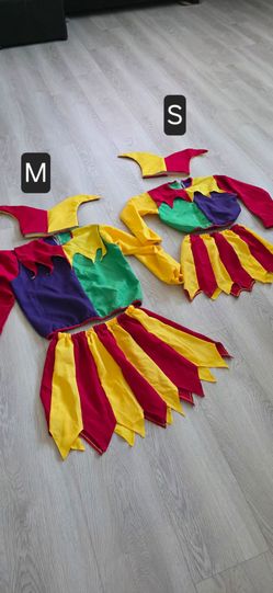 HALLOWEEN  Costume Set Size S and M  $19 each