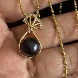 21” Real Black Pearl Necklace 