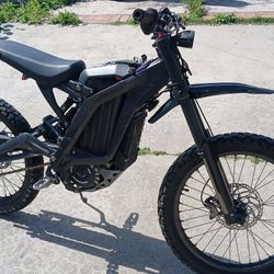 Sur-ron Light Bee Black Edition