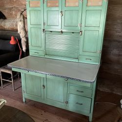 Hoosier cabinet Like New 