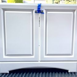 Free Vanity/Base Cabinet