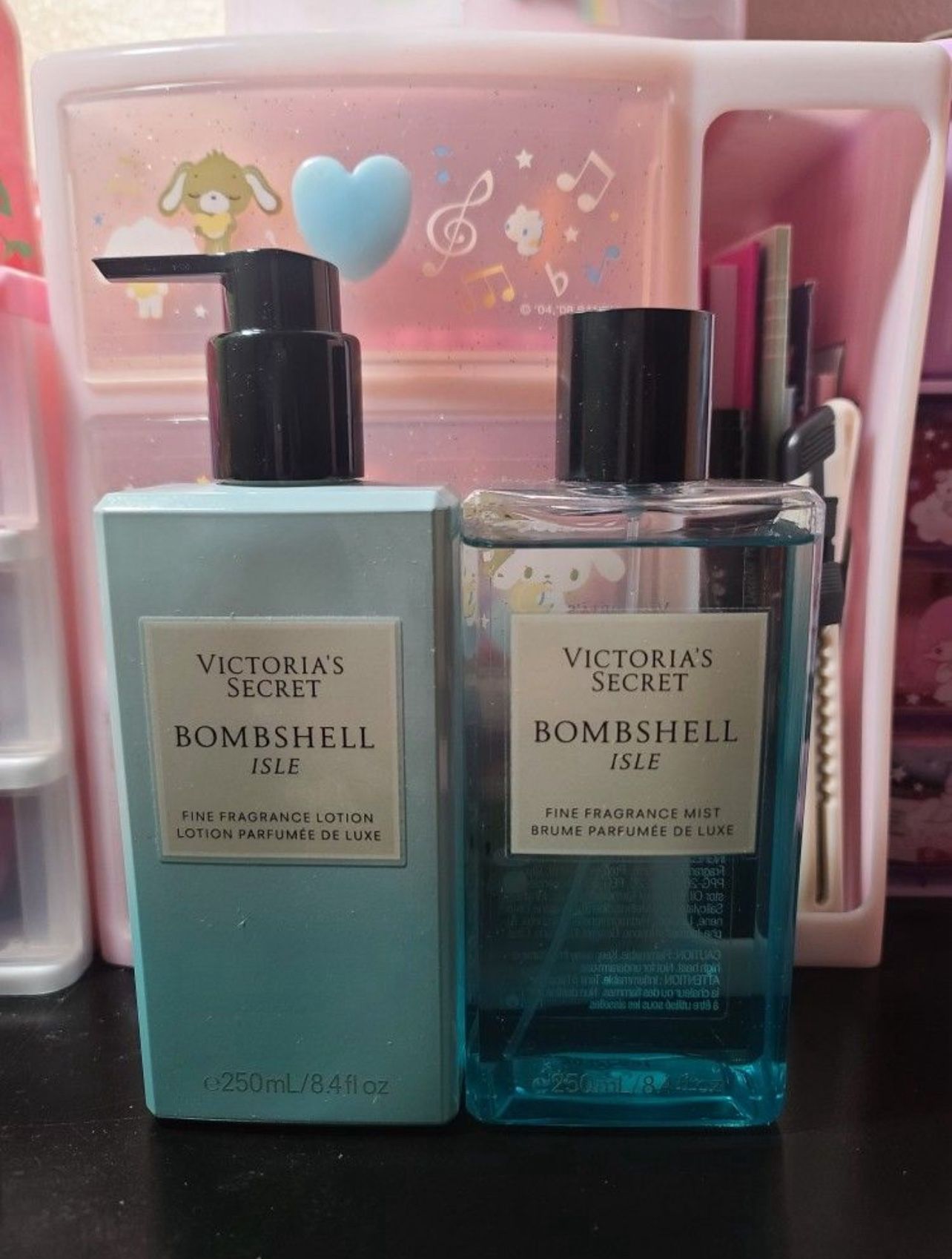 LIMITED EDITION Victoria's Secret Bombshell Isle