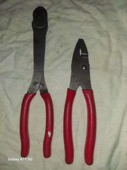 2 snap on  pliers