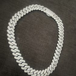 Very Shiny Diamond Cuban Chain 18inch