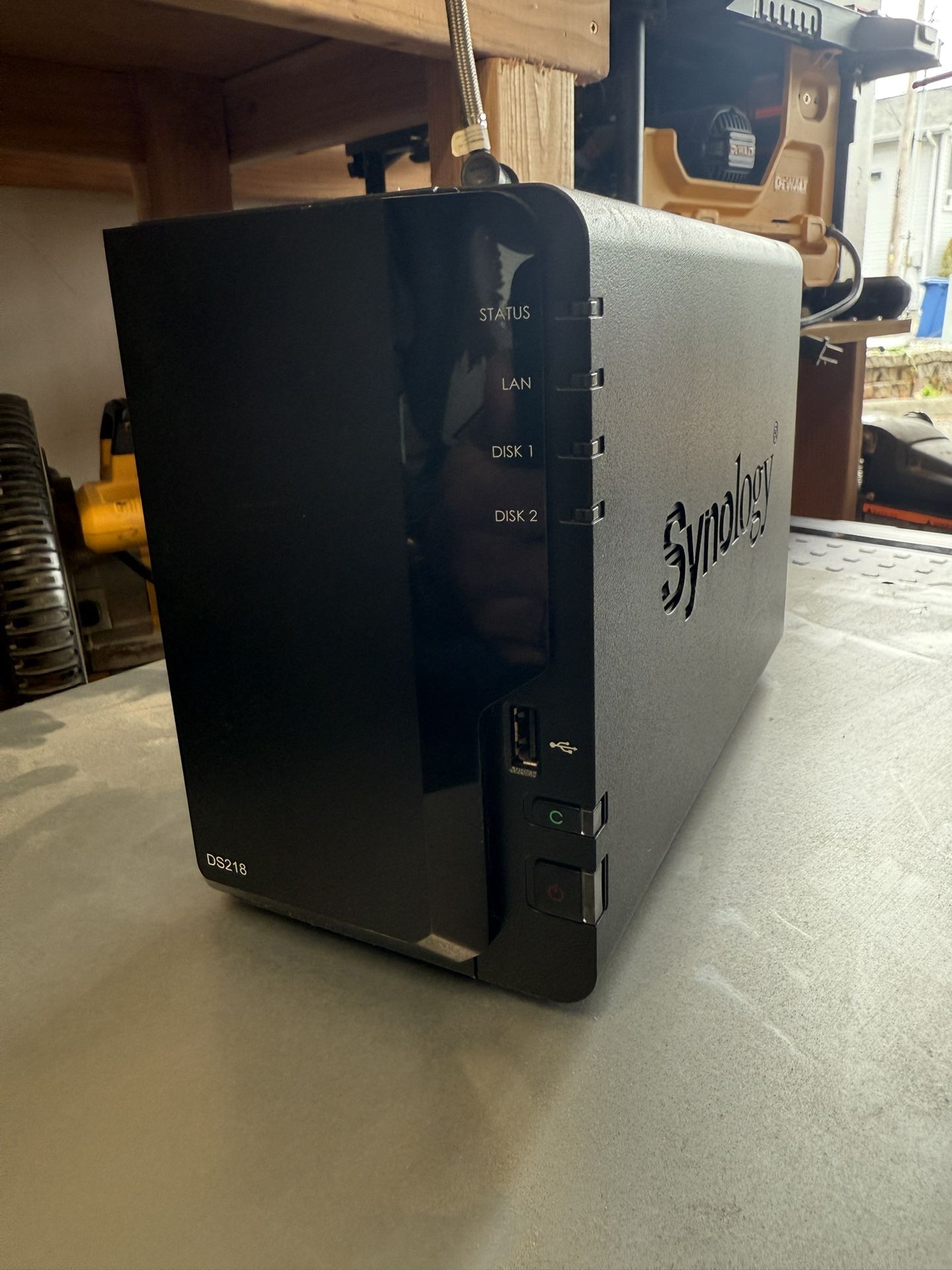 Synology DS218 NAS w/2x 4TB Drives