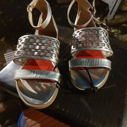 Charles Jordan Sz 7 .5 Women's Sandals 