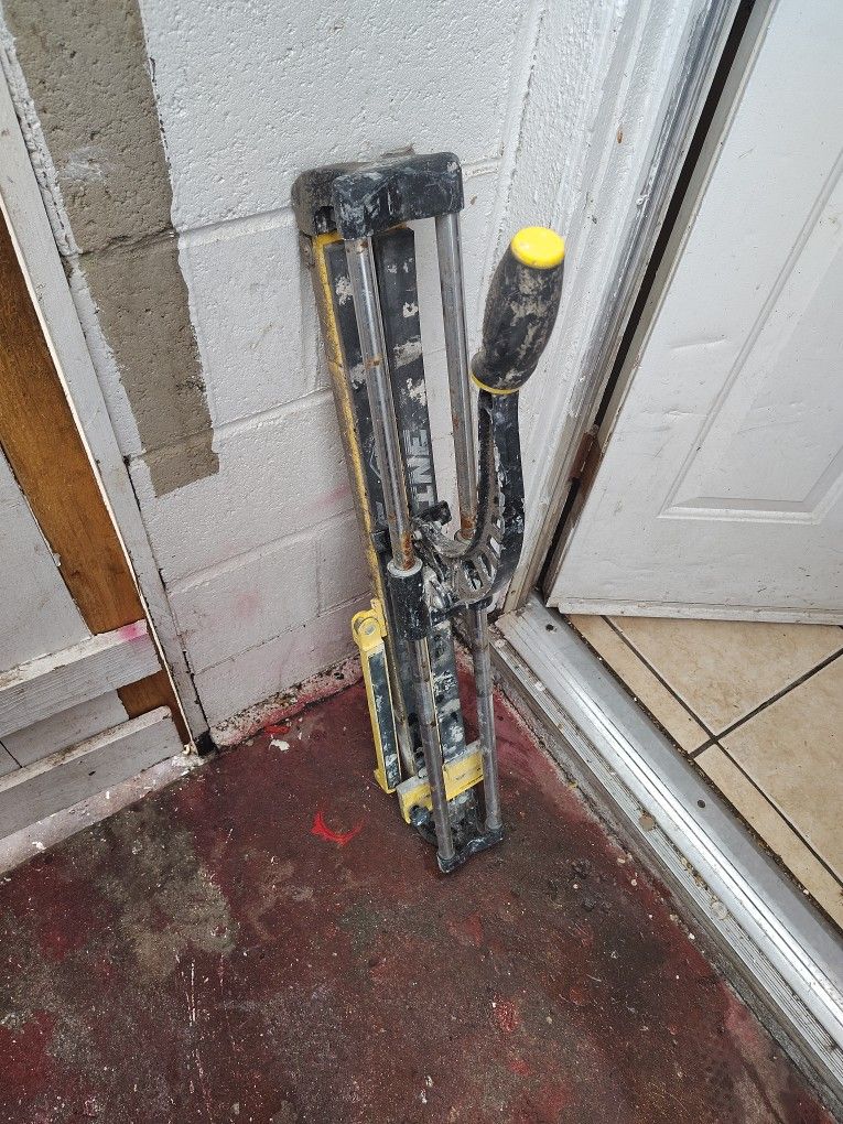 Tile Cutter