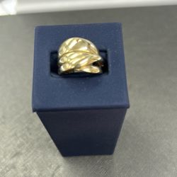 Lady’s Ring