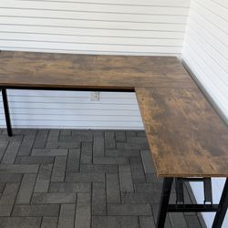 L-shaped Desk, Folds Flat Into Two Pieces For Easy Storage And Transport