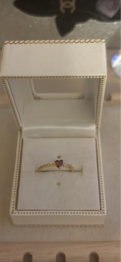 925 Gold-Tone Heart Stone Ring Size 5.5