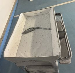 May dolly Baby Changing