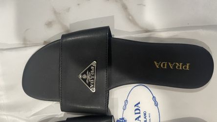 Prada Slides