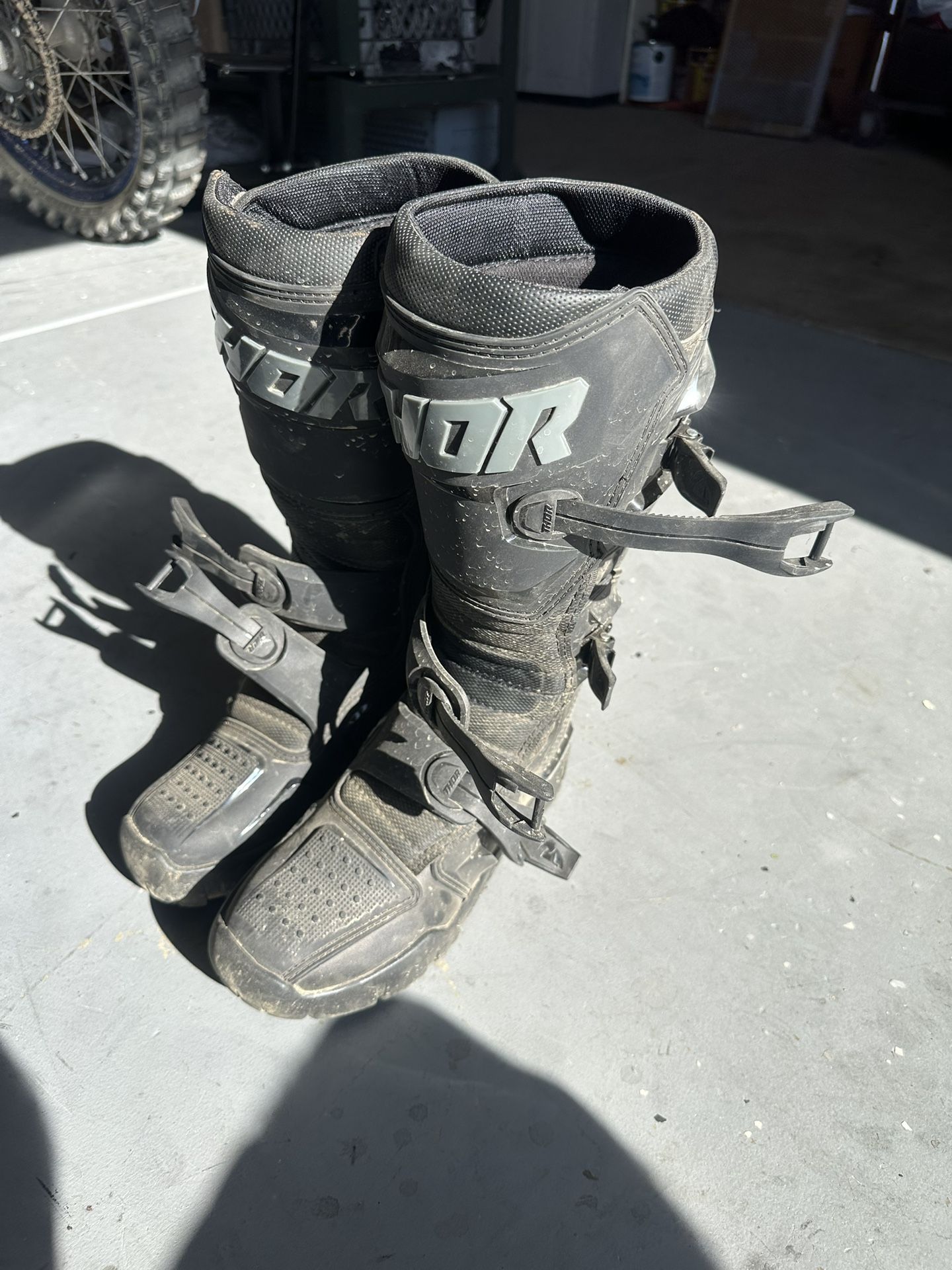 THOR BLITZ XR TRAIL BOOTS