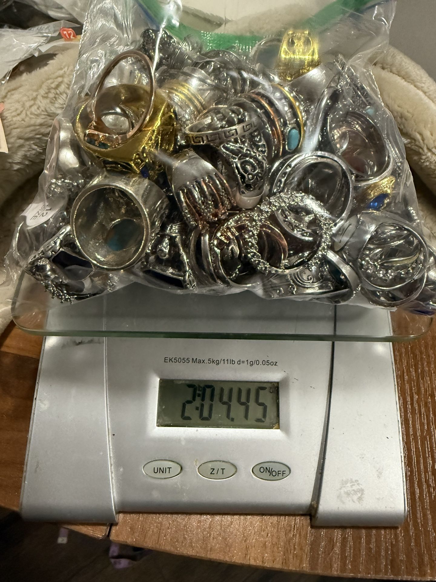 2 Pounds Fashion Jewelry Rings