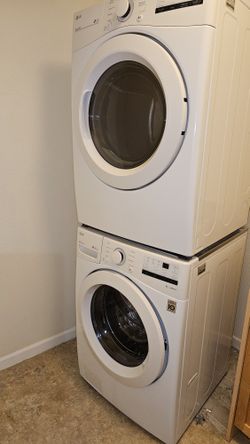Stacking Washer Dryer LG