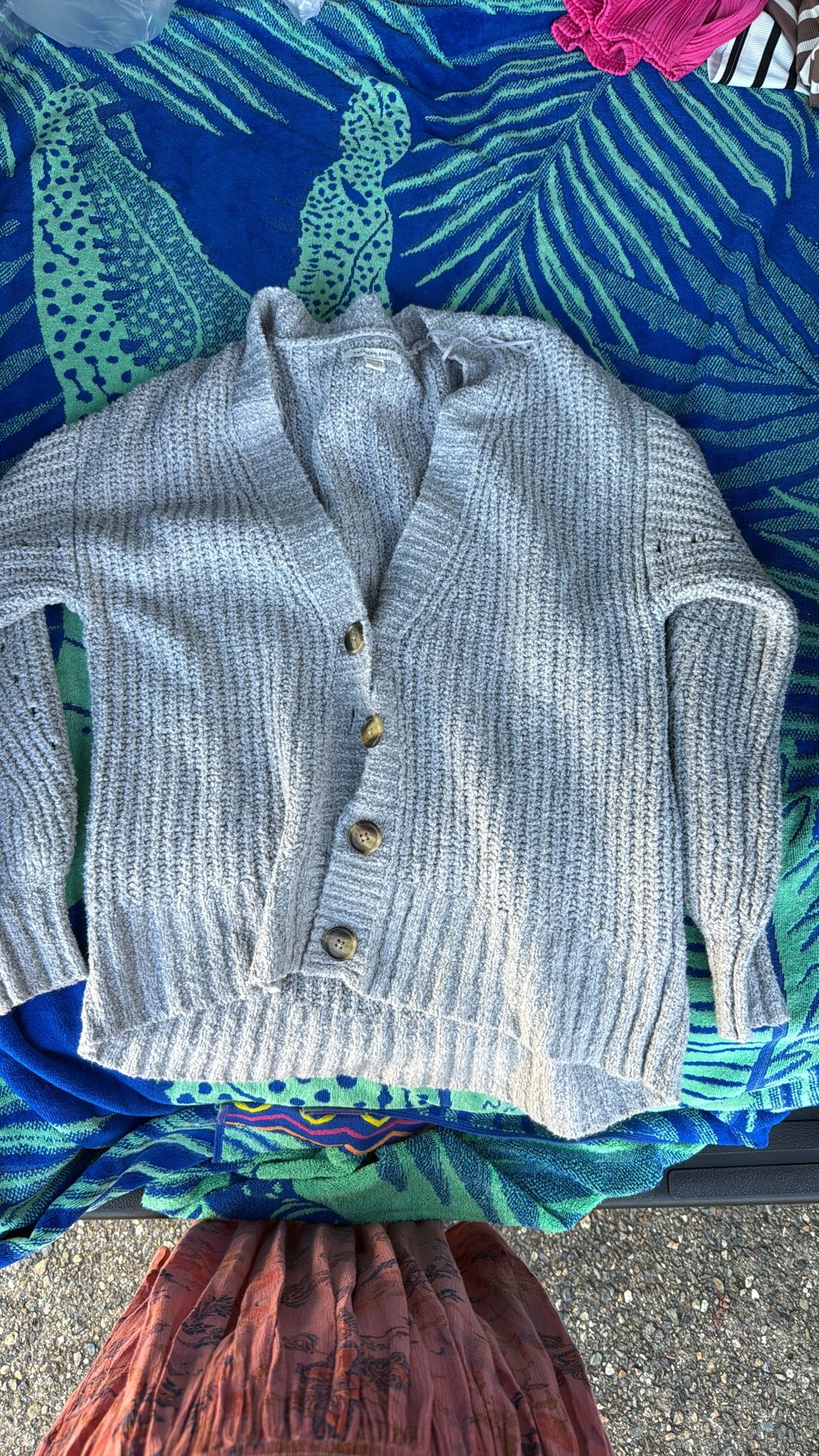 American Eagle Cardigan