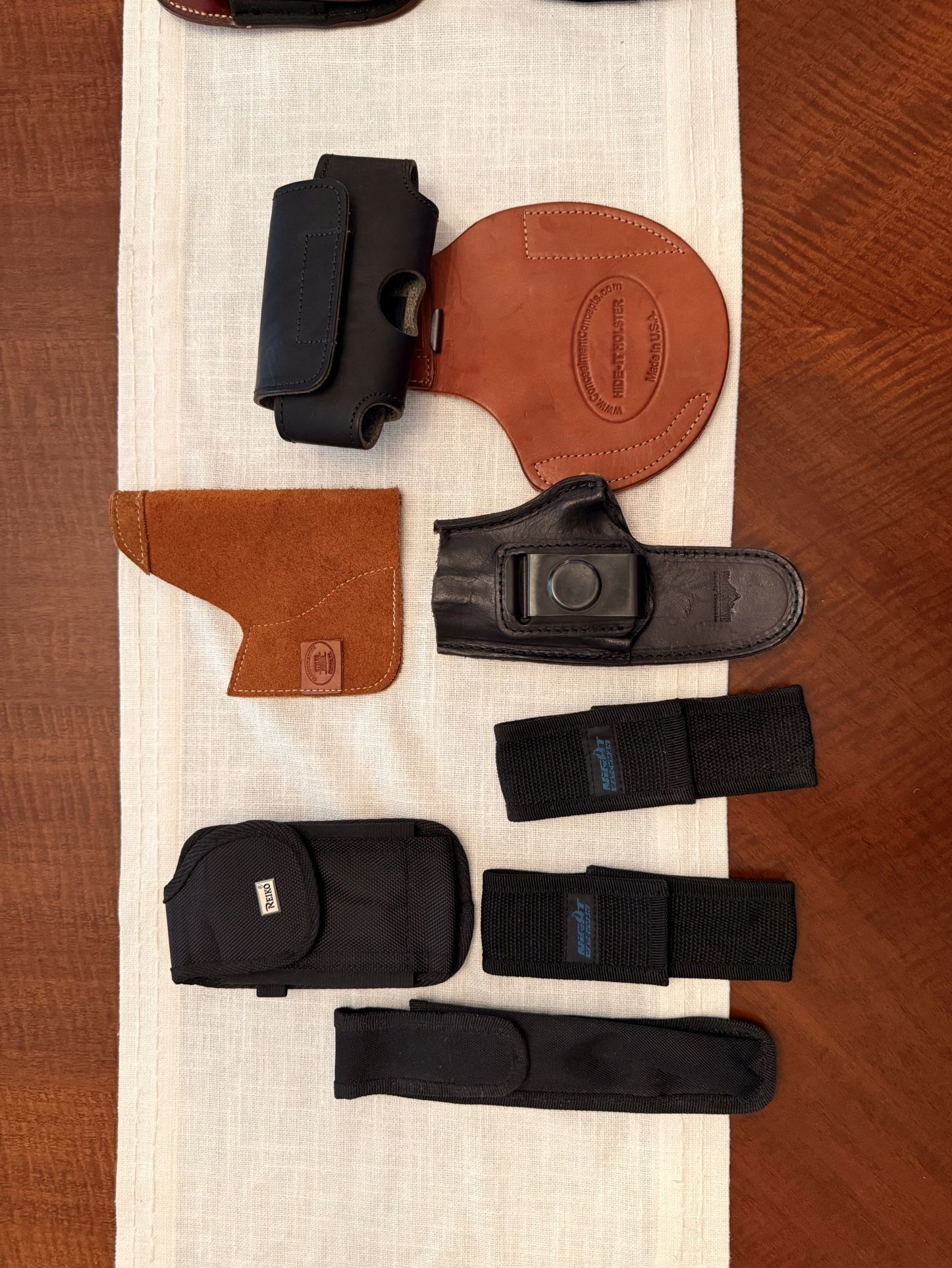 Gun Holsters - Variety Of 14 