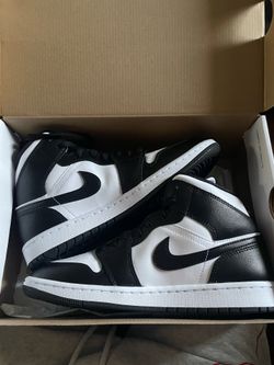 Nike Jordan 1 Panda Women Size 9 Brand New