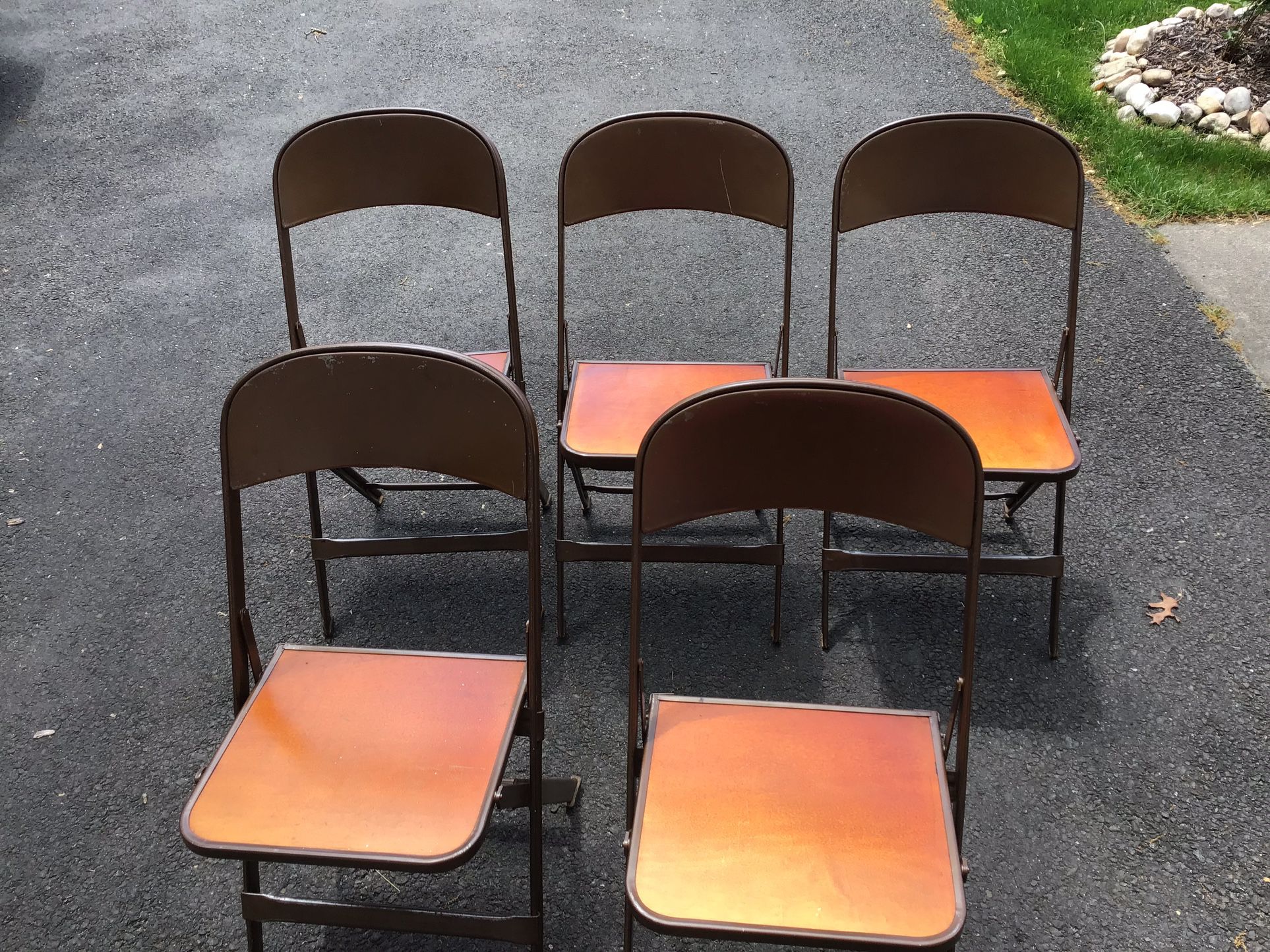 Set of 5 Vintage Industrial Clarin Mfg. Metal Folding Chairs w 