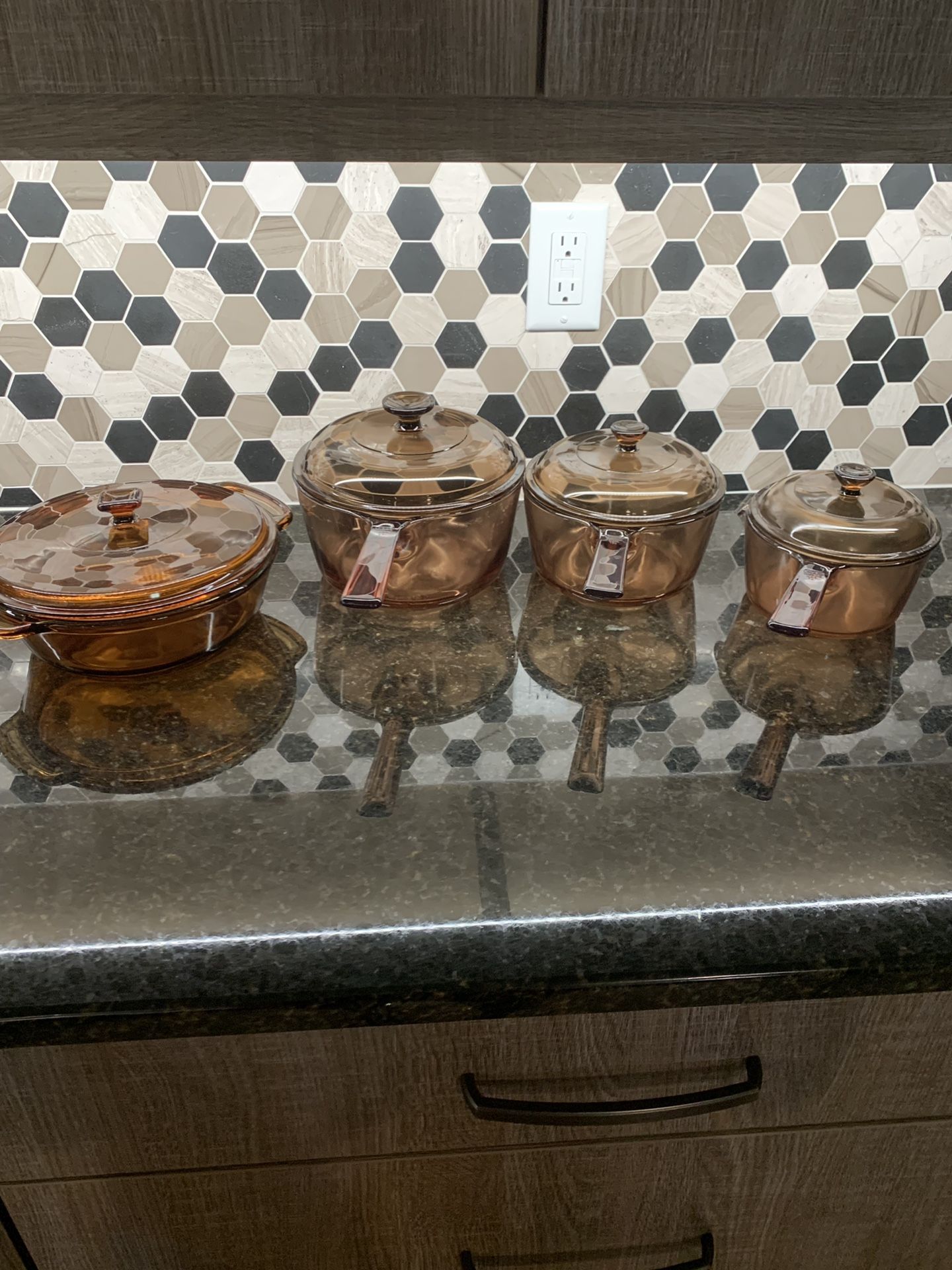 Vintage Anchor Hocking Pyrex (4 pieces)