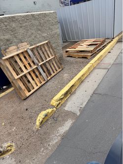 Free pallets