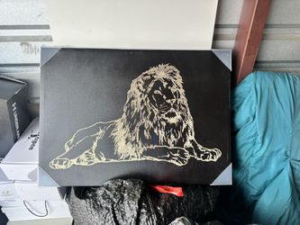 Lion Wall Art - Gold - 28x20