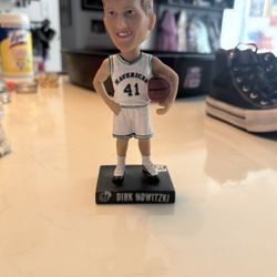 Dirk Nowitzki Rookie Season Bobble Head