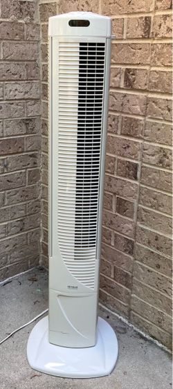 40” Tower Fan Oscillating Seville Classics 3 speeds with timer up to 4 hours Clean