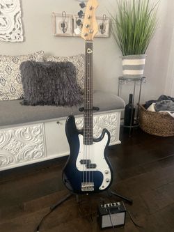 4 string bass guitar