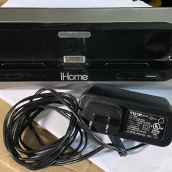 iHome iD8 Home Audio for iPod/iPhone/iPad Speaker Dock 30 pin w/ power adapter 