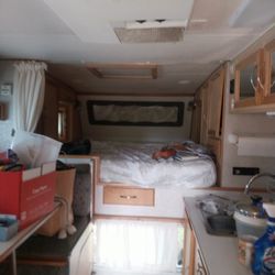2006 Camper