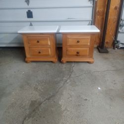 Two BROYHILL Matching Bedroom End Tables Coffee Tables