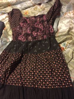 Long Summer dress with off shoulder sleeves, L