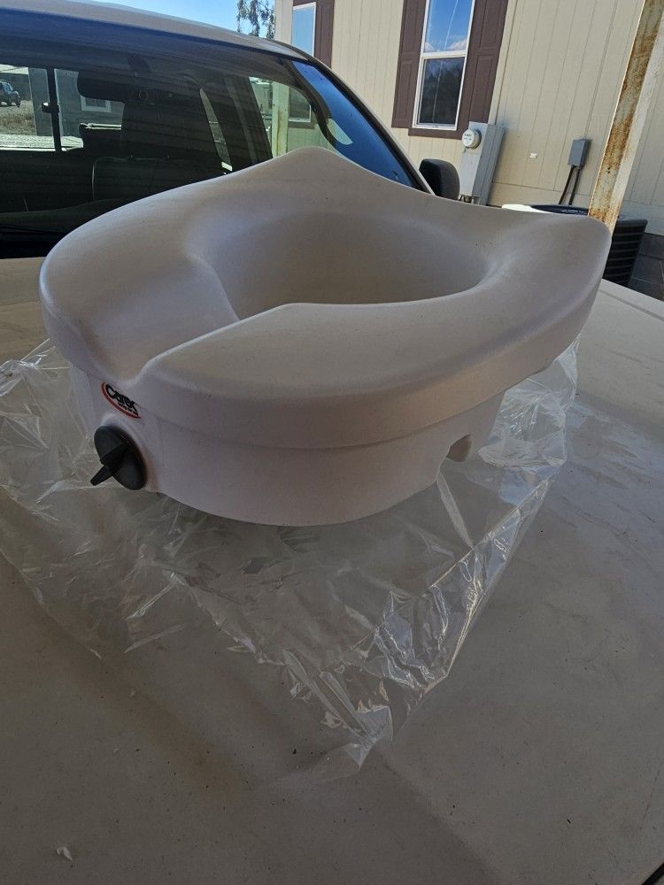 Toilet Seat Riser