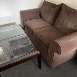 Need Gone couch and coffee table combo