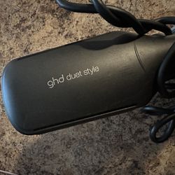 GHD Duet Styler