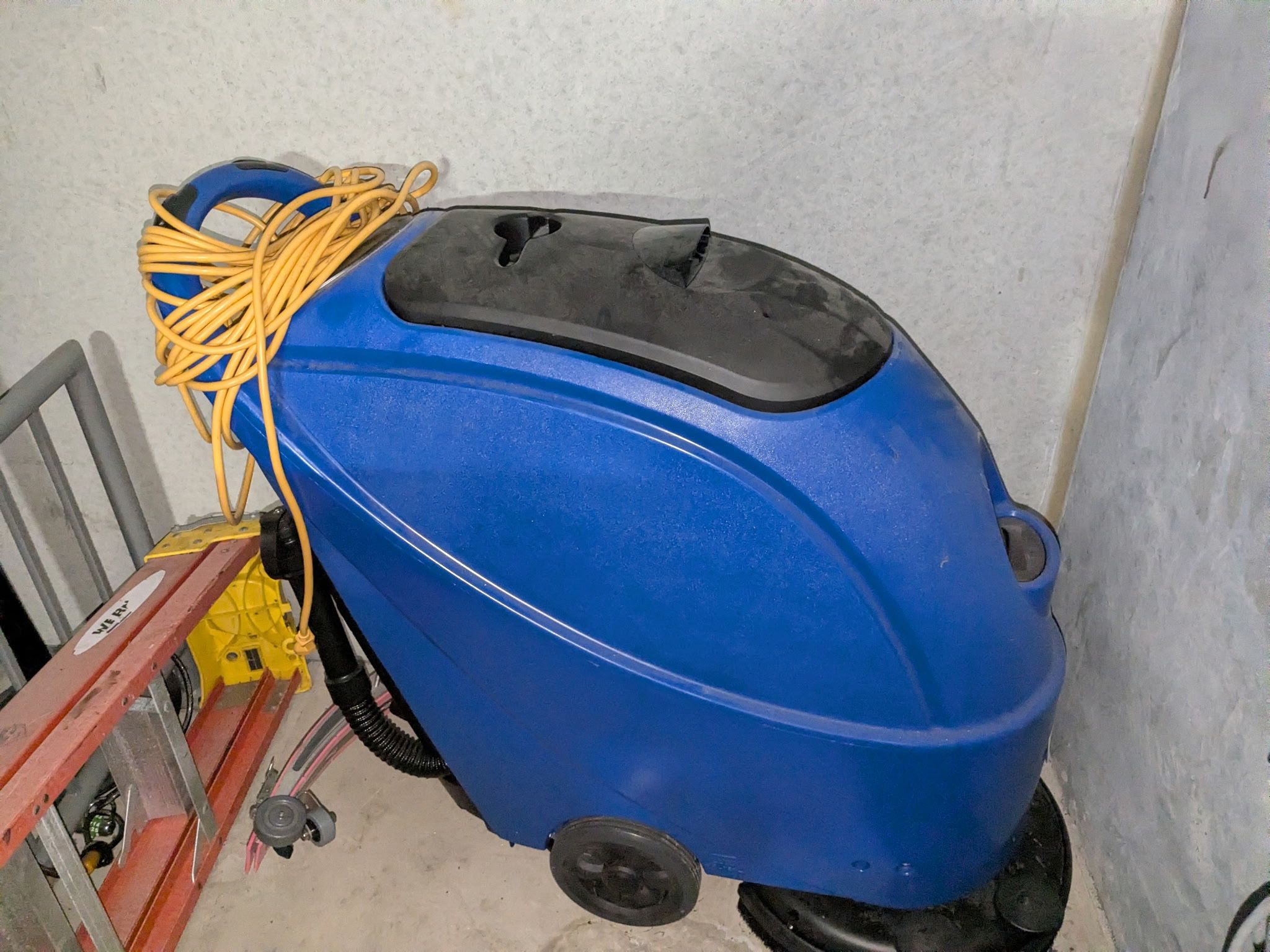 Trusted Clean 'Dura 17' Cord Electric Automatic Floor Scrubber w/ Pad Driver