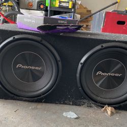 Pioneer Speakers 
