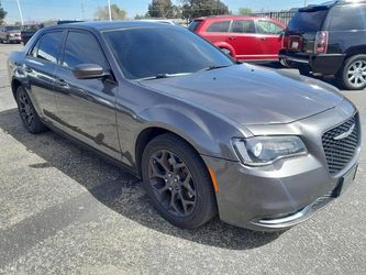 2019 Chrysler 300